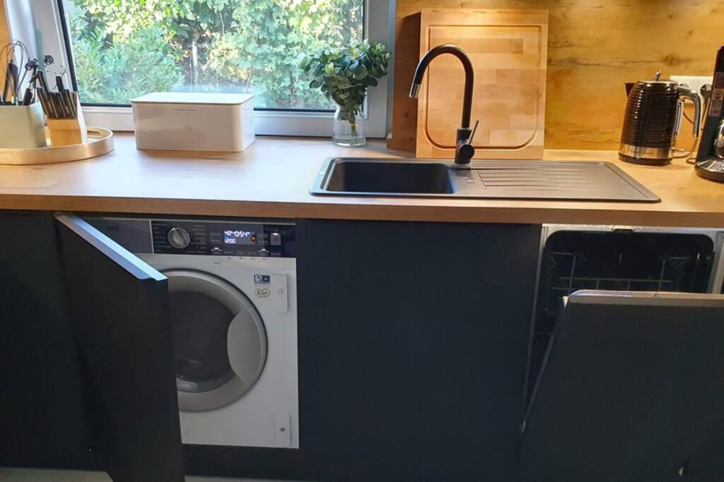Charmantes Townhaus Mit Garten, W-Lan & Netflix ポツダム エクステリア 写真