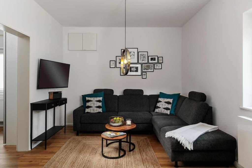 Charmantes Townhaus Mit Garten, W-Lan & Netflix ポツダム エクステリア 写真